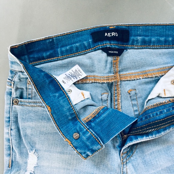 Aero High Rise Jeans - Picture 3 of 4